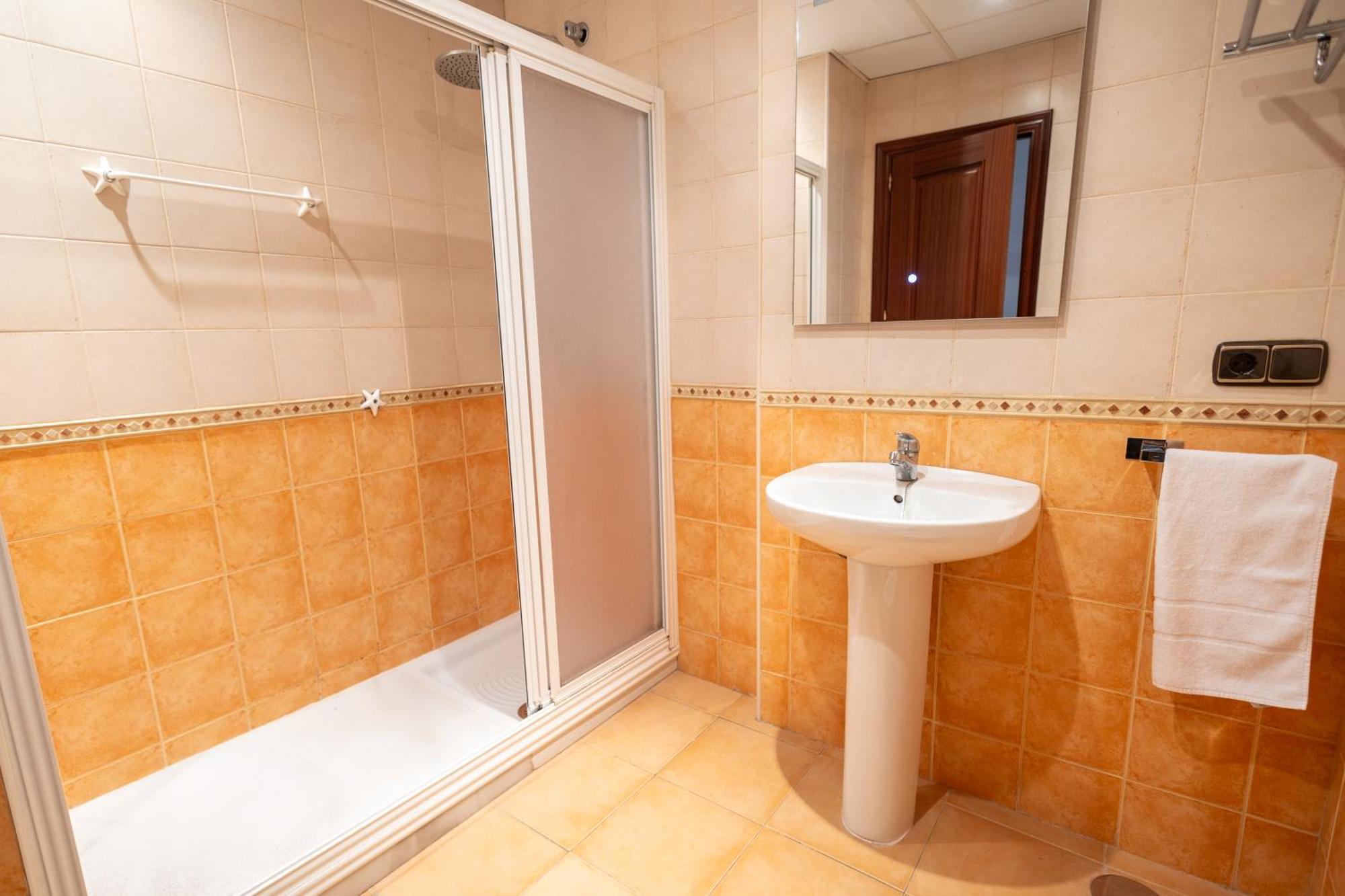 Grande Apartamento Familiar Sevilla Dış mekan fotoğraf